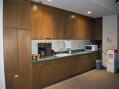 Fireside Room Kitchenette